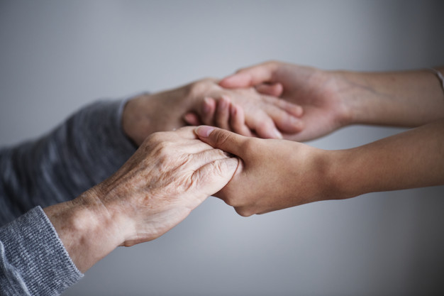 CHILE SIN GERIATRAS: LA PRECARIA SITUACIÓN DE LA SALUD PARA LA TERCERA EDAD